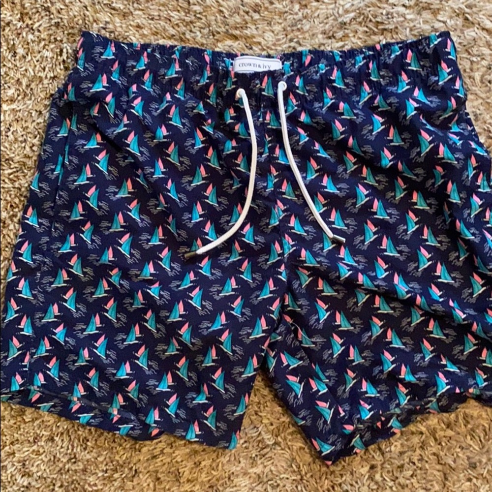 Crown &Ivy swim trucks